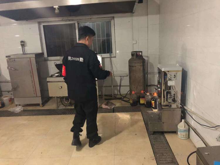 1684741296526358.jpg 1684741296526358.jpg