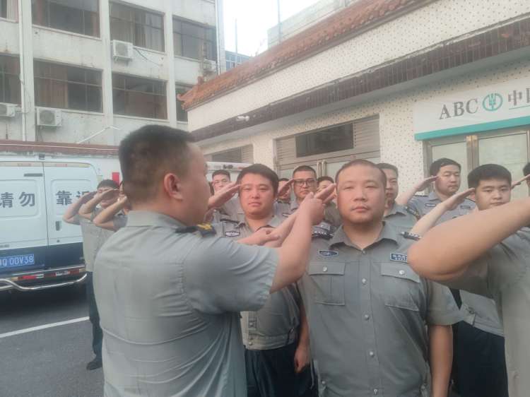 1693962923355952.jpg 1693962923355952.jpg