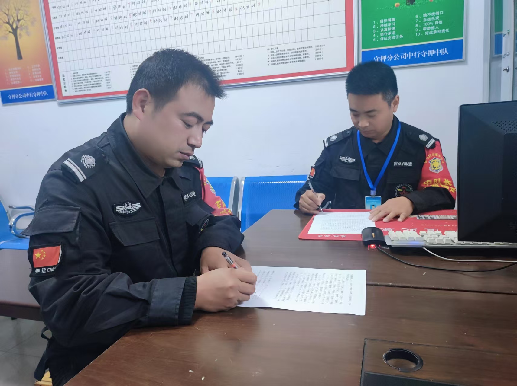 1730968824879677.jpg 1730968824879677.jpg