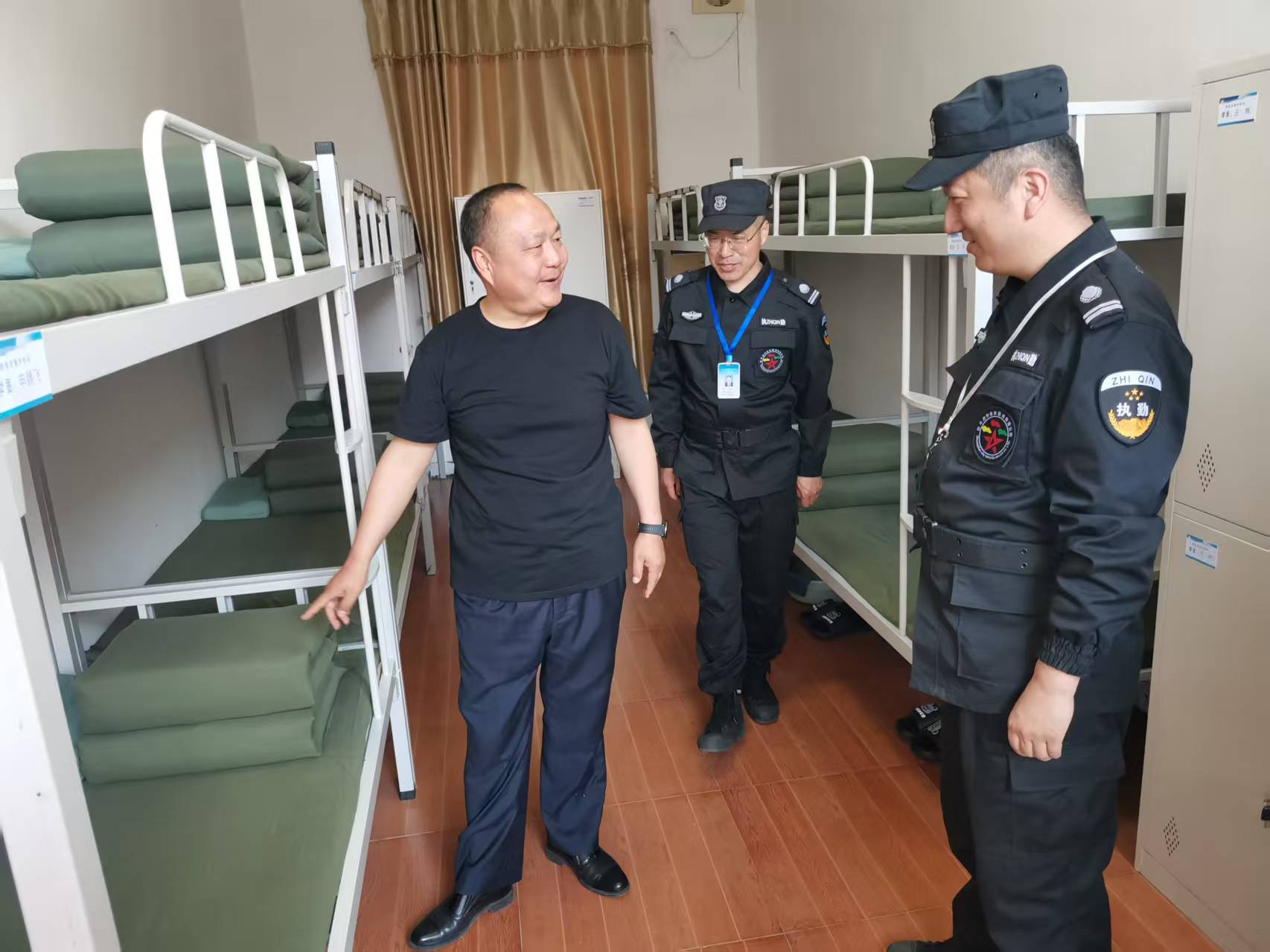 1743210648698716.jpg 1743210648698716.jpg